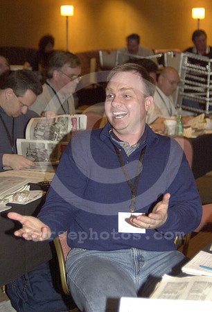 nhc2001_seannolan03_hr