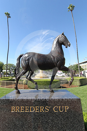 breederscupstatue33_st