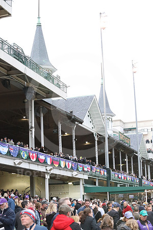 breeders cup crowd01_rn