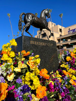 breeders_cup_statue_2024_02
