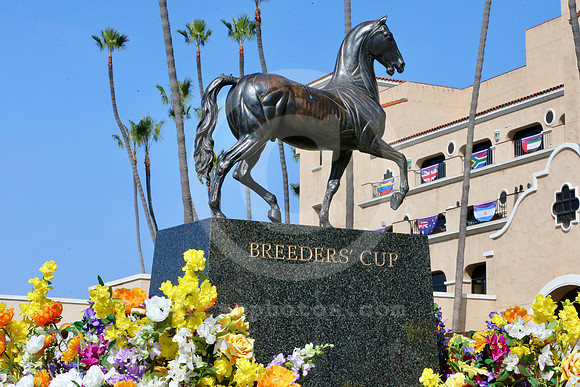 breeders_cup_statue05