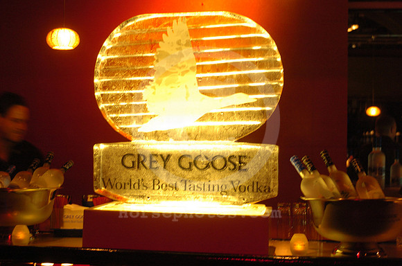 bc05_greygoose_roseland02_hr