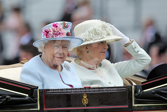 queenelizabeth_alexandra03_fs