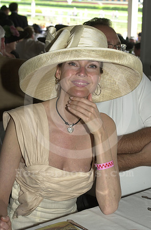 carolalt01_hr