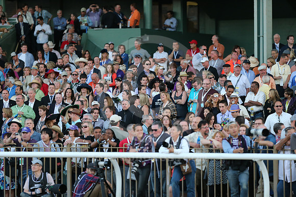 bc13crowd05_cb