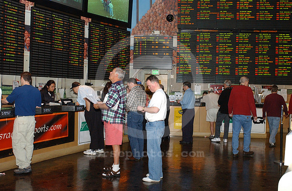 nhc04_bettingwindows02_hr