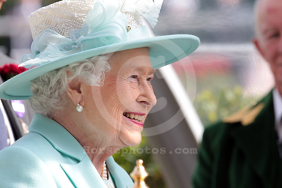 queenelizabeth97_fs