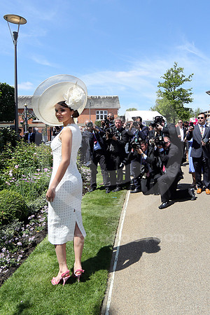 samanthabarks01_fs