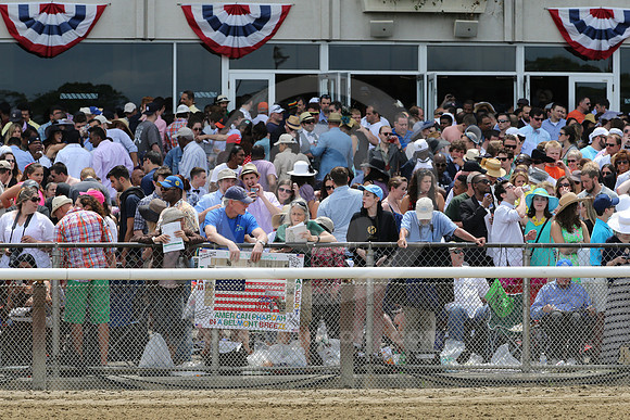belmontpark_crowd48