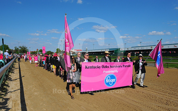 2015_oaksparade01_bn