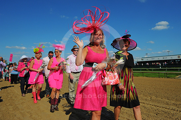 2015_oaksparade03_bn