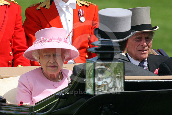 queenelizabeth73a_fs