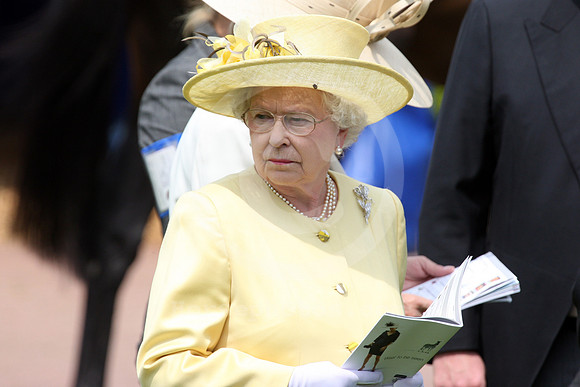 queenelizabeth156_fs