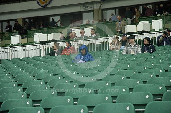 bc07crowd392_mk