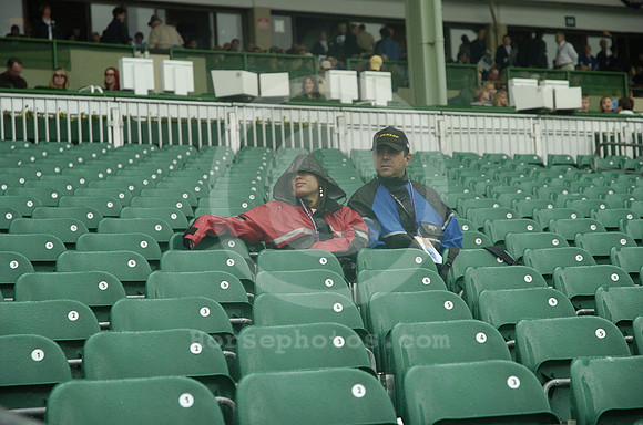 bc07crowd394_mk