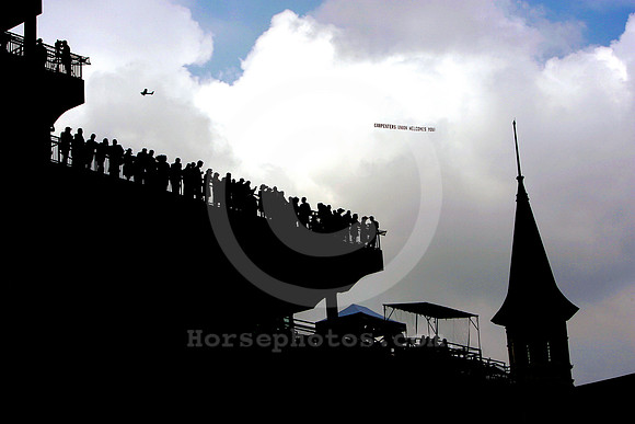 2007kentuckyderbyfans02_