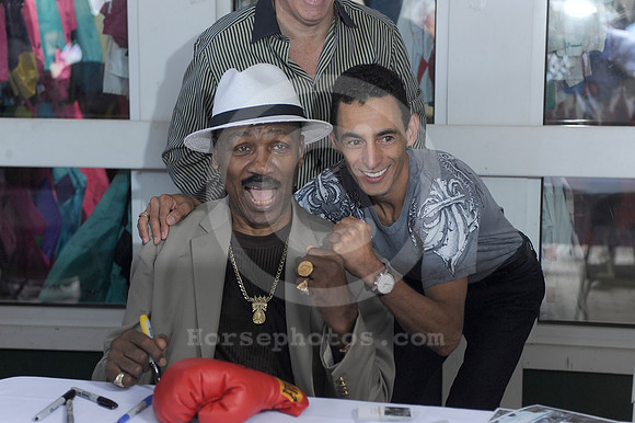 joefrazier_johnvelazquez02_hr