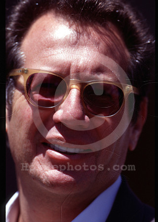 garyshandling01_hr