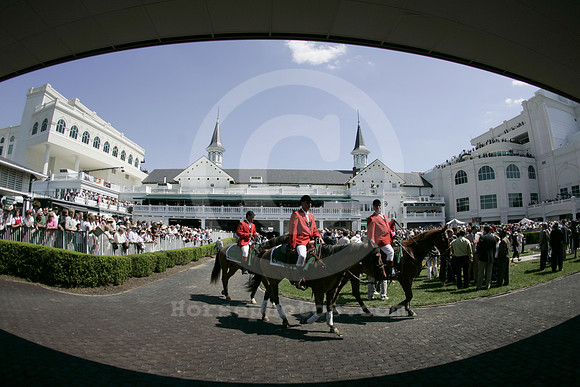 churchilldowns_spires05