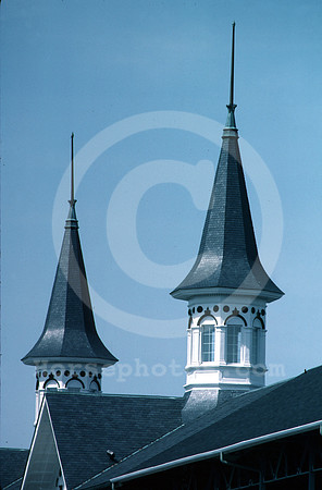 churchilldowns_spires14