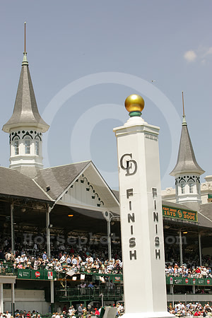 Churchilldowns_spires34