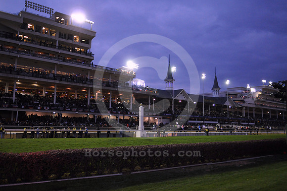 Churchilldowns_spires46