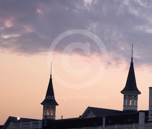 Churchilldowns_spires54