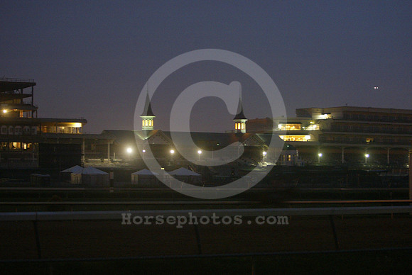 churchilldowns_spires60