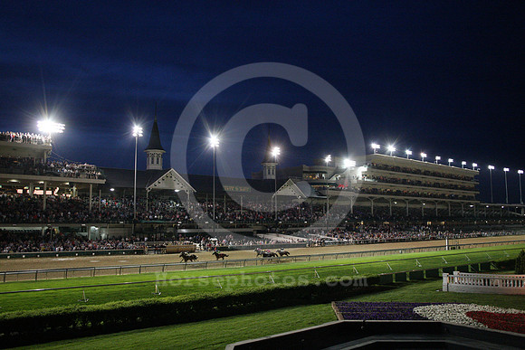 churchilldowns_spires65