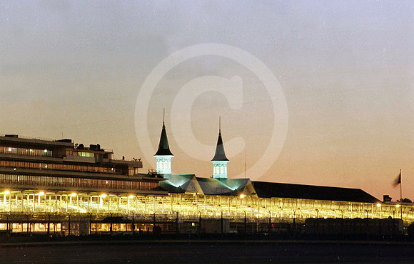 churchilldowns_spires66
