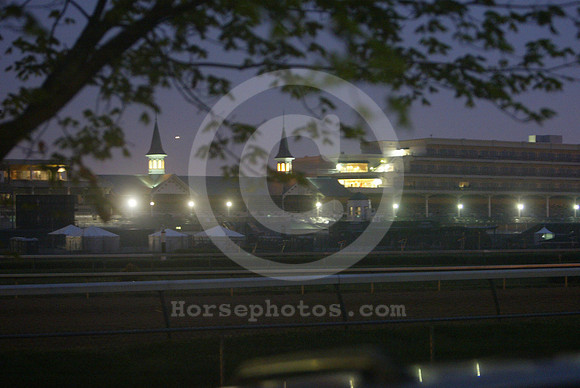 churchilldowns_spires72