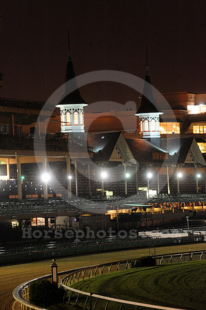 churchilldowns_spires73