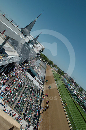 churchilldowns_spires89