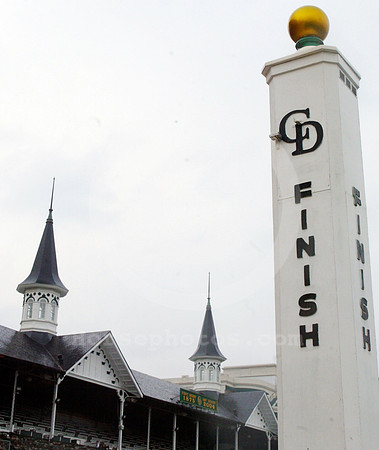 churchilldowns_spires91