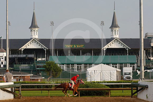 Churchilldowns_spires98_rn