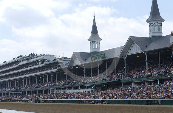 Churchilldowns_spires102_hr