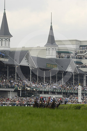 Churchilldowns_spires109