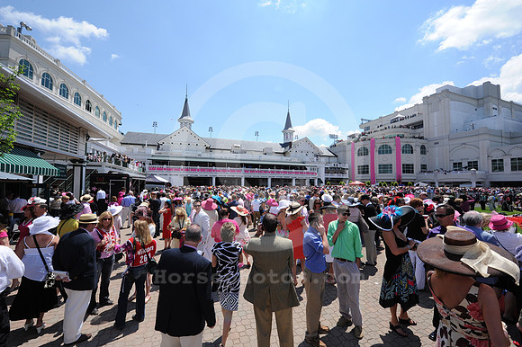 Churchilldowns_spires113