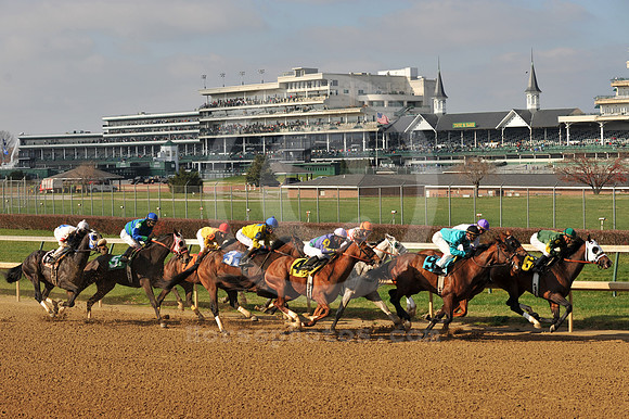 churchilldowns_spires123