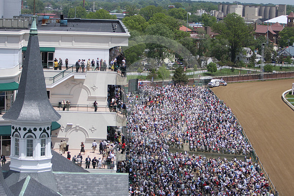 churchilldowns_spires151