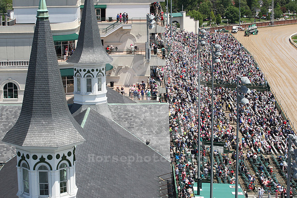 churchilldowns_spires160_ljp