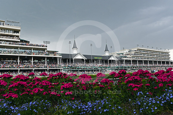 churchilldowns_spires177_