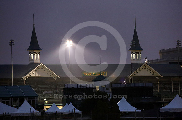 Churchilldowns_spires209_rn
