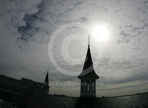 churchilldowns_spires230