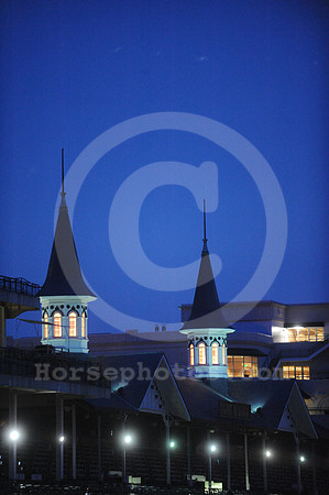 churchilldowns_spires233