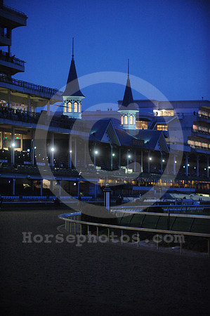 churchilldowns_spires235