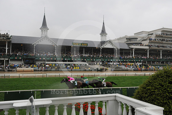 churchilldowns_spires253
