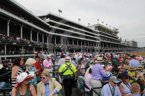 churchilldowns_spires289