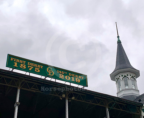churchilldowns_spires298_rn