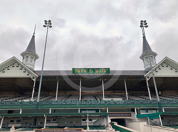 churchilldowns_spires297_rn